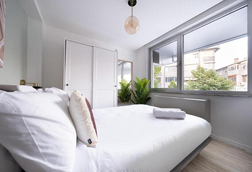 Stella Stays Istanbul Etiler