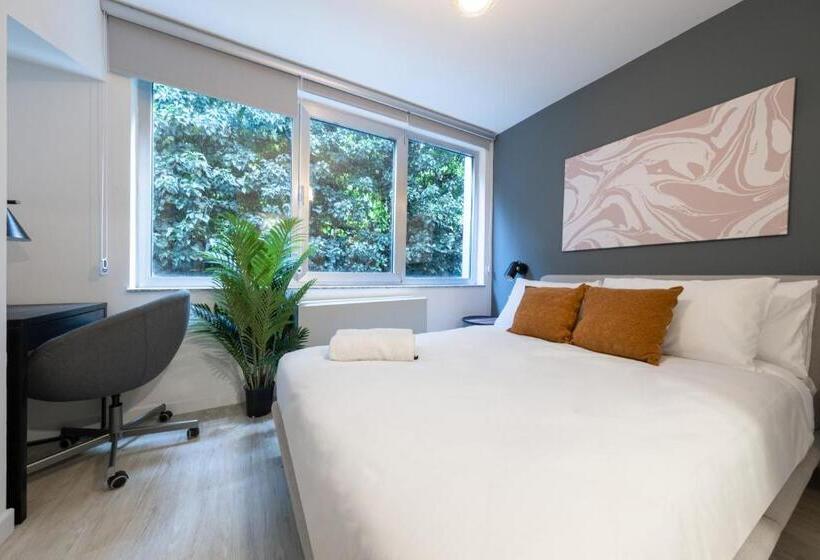 Stella Stays Istanbul Etiler