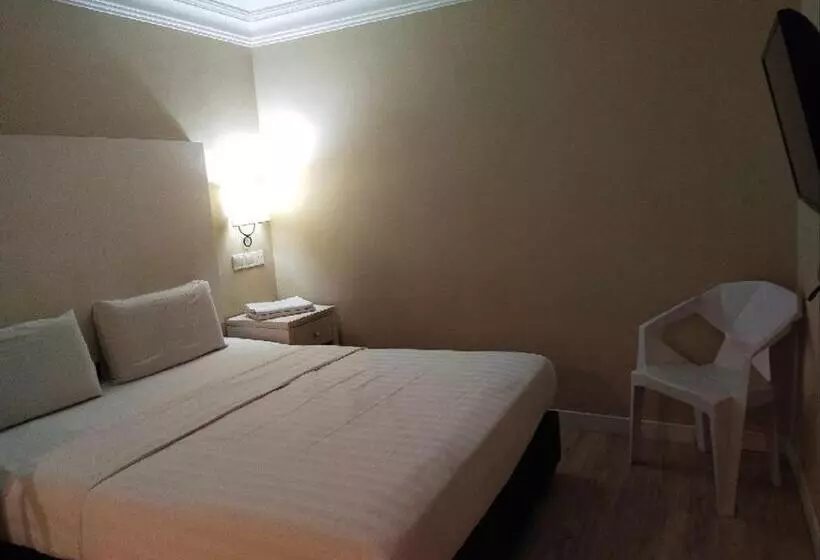 Retkeilymaja Melati Inn