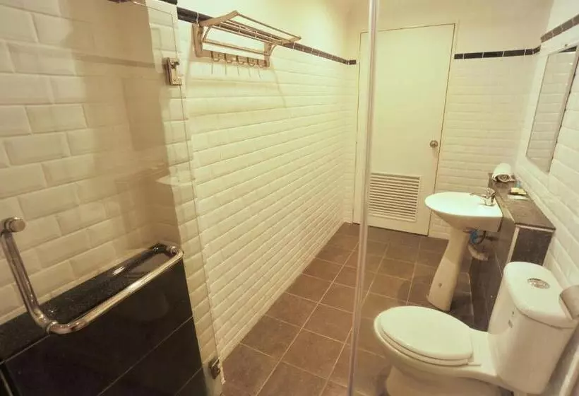 Retkeilymaja Melati Inn