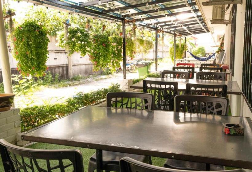 הוסטל Mimpimoon Langkawi