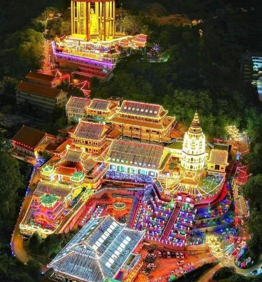 Alberg Room3a#ig Theme Bargainous#shared Bathroom#3pax#2min Kek Lok Si