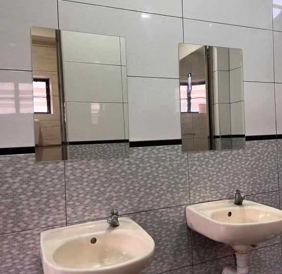 Hospedaria Room3#ig Theme Bargainous#shared Bathroom#2pax#2min Kek Lok Si