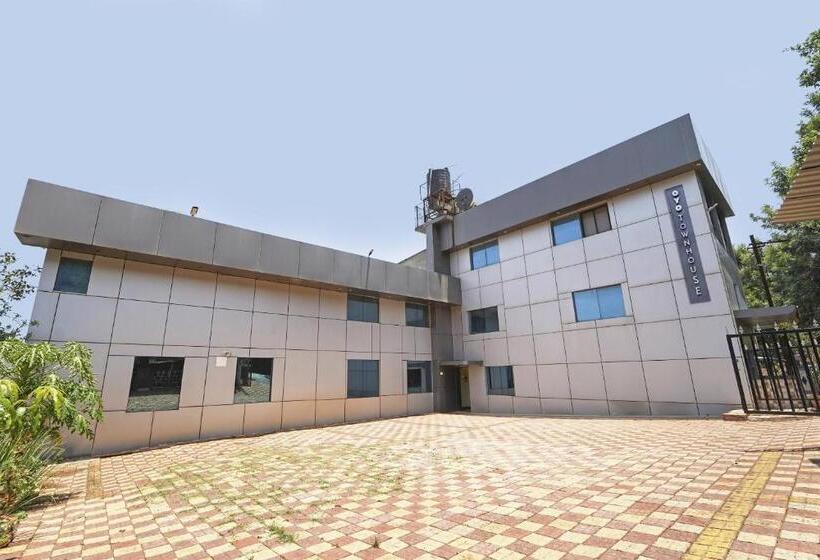 Collection O Silverleef Hotels And Resorts