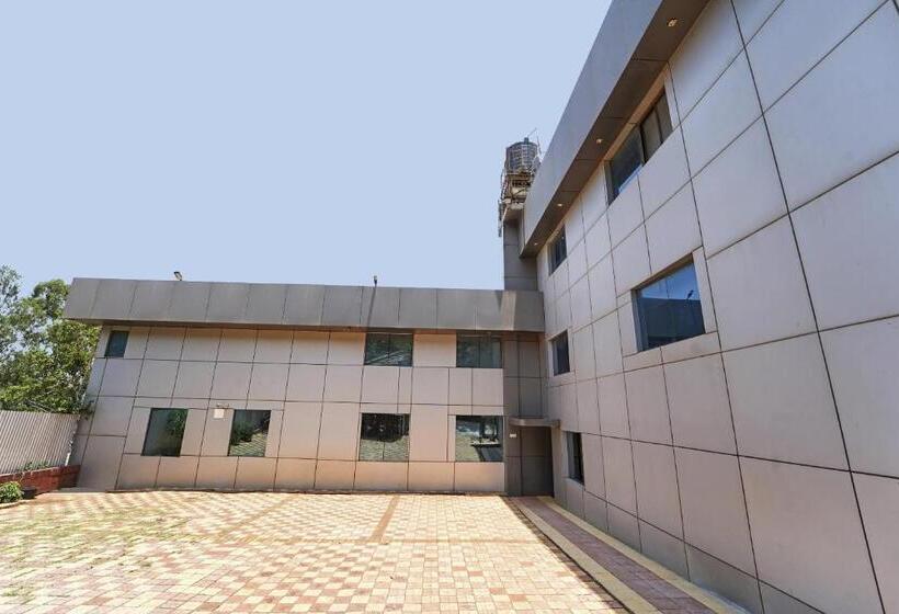 Collection O Silverleef Hotels And Resorts