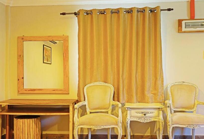 فندق Capital O 90557 Dedsaan Beach Village