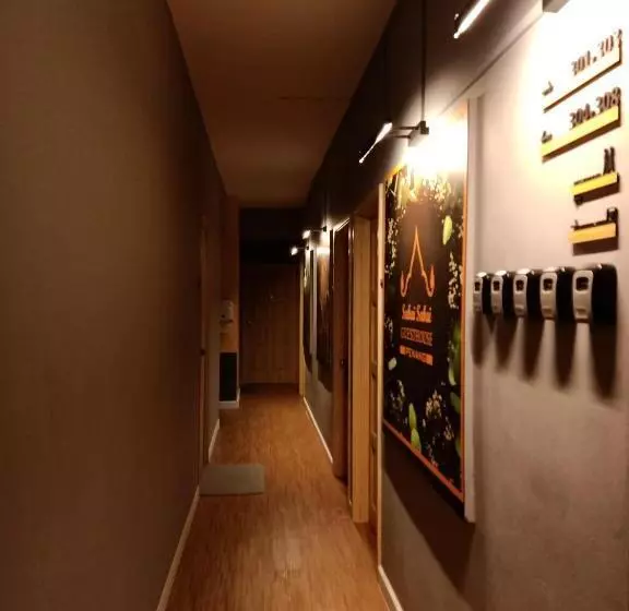 Majatalo Cozy Private Queen Room In Bayan Lepas