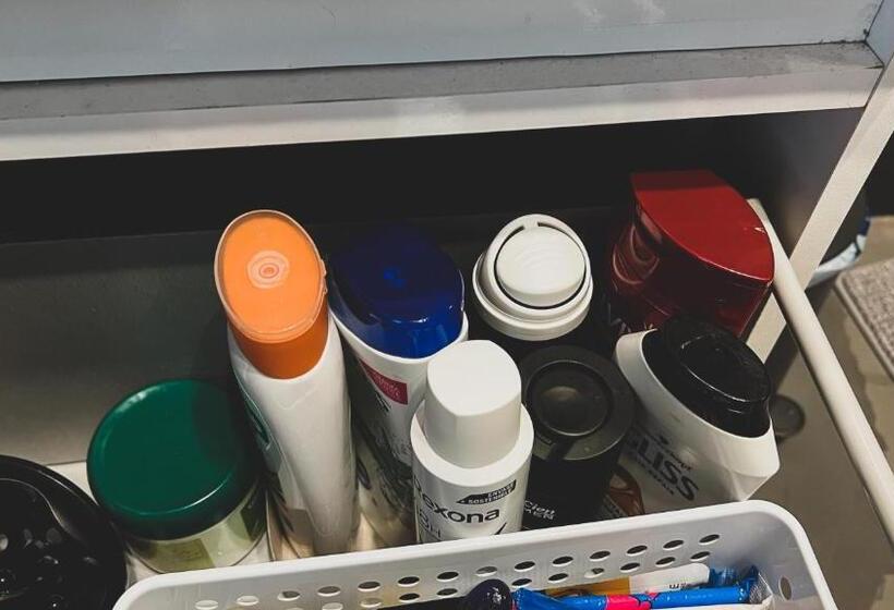 פנסיון Kauri Nomad Surf & Kite House