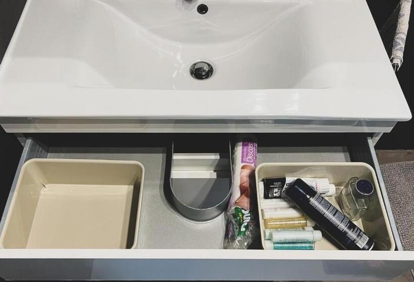 פנסיון Kauri Nomad Surf & Kite House