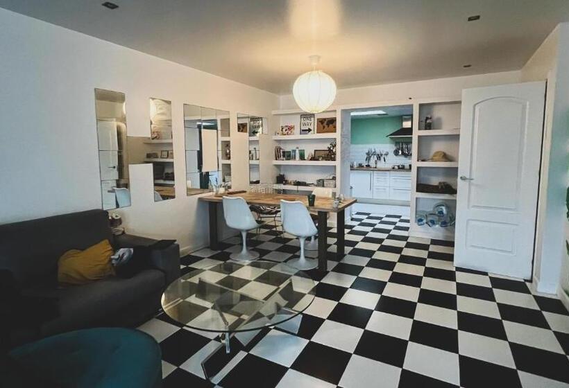 פנסיון Kauri Nomad Surf & Kite House