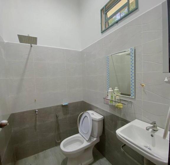 פנסיון Nsjay Guest House