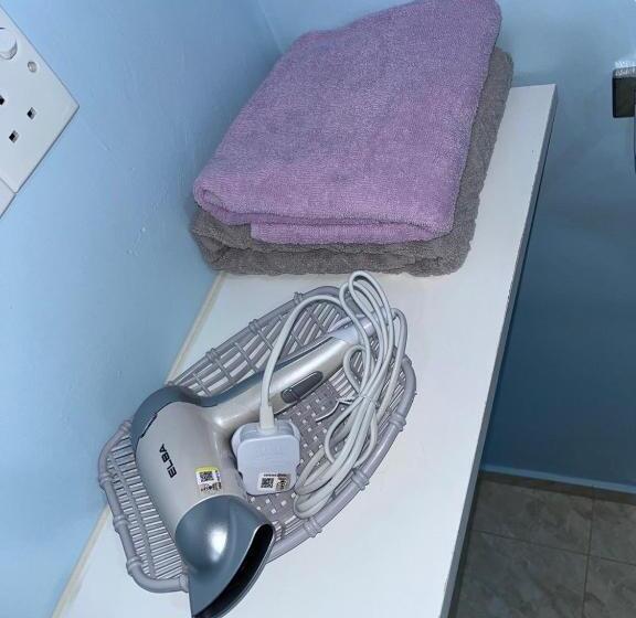 פנסיון Nsjay Guest House