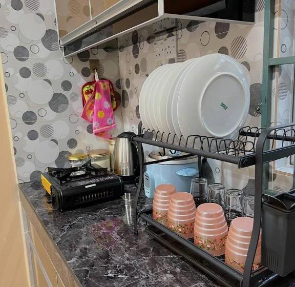 פנסיון Nsjay Guest House