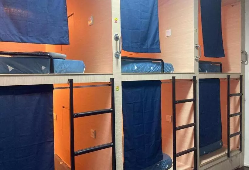 پانسیون Stop @melaka Guesthouse