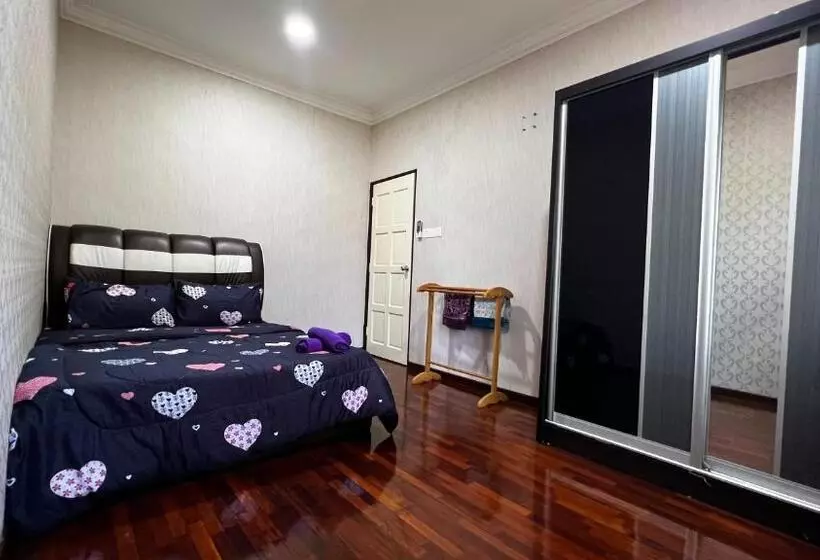 Majatalo Yb Guest House 4 Bilik 5 Katil