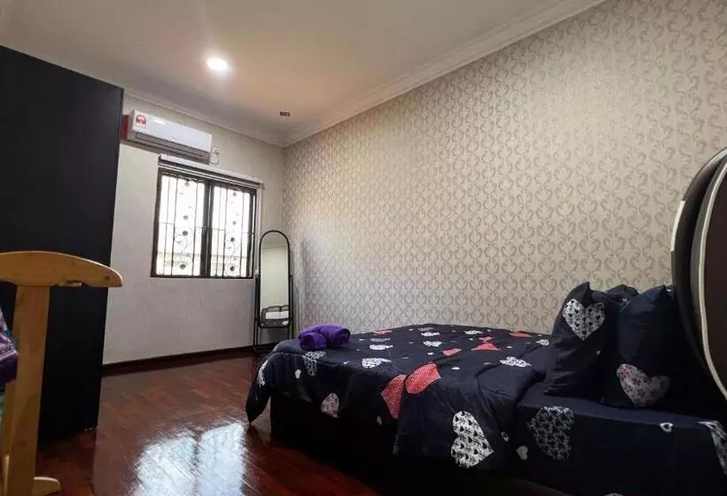 Majatalo Yb Guest House 4 Bilik 5 Katil