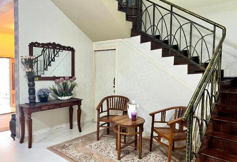 ペンション Yb Guest House 4 Bilik 5 Katil