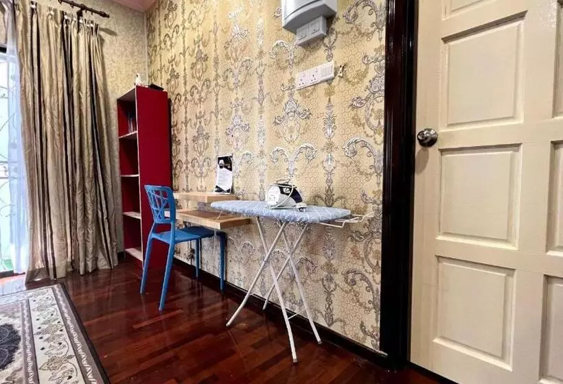 Majatalo Yb Guest House 4 Bilik 5 Katil