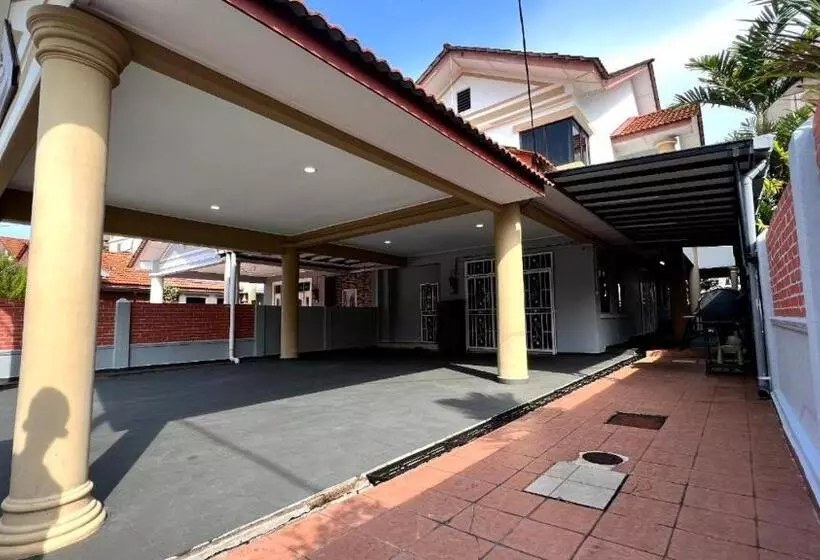 Majatalo Yb Guest House 4 Bilik 5 Katil