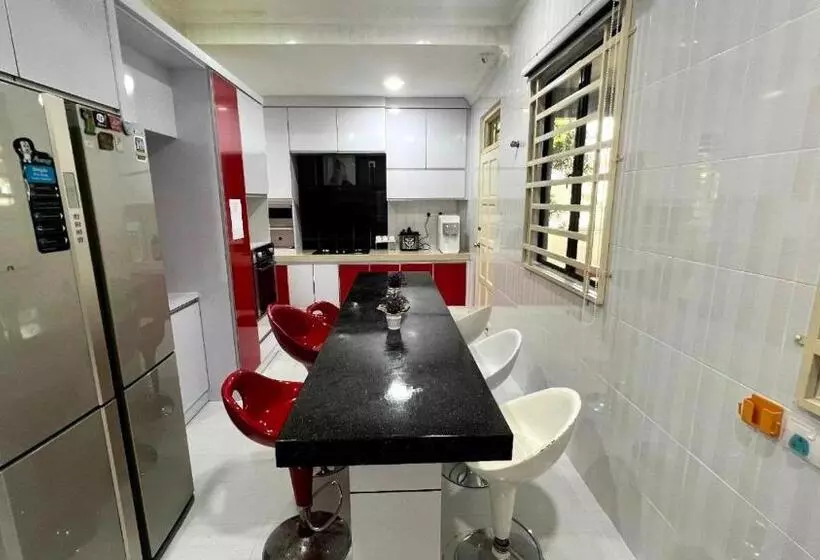 Majatalo Yb Guest House 4 Bilik 5 Katil