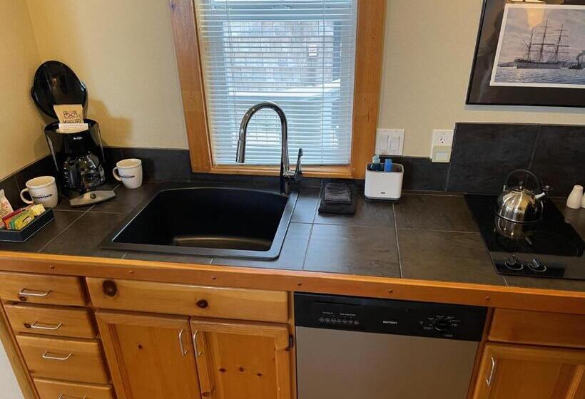 Курорт Boatyarrd Inn # 9