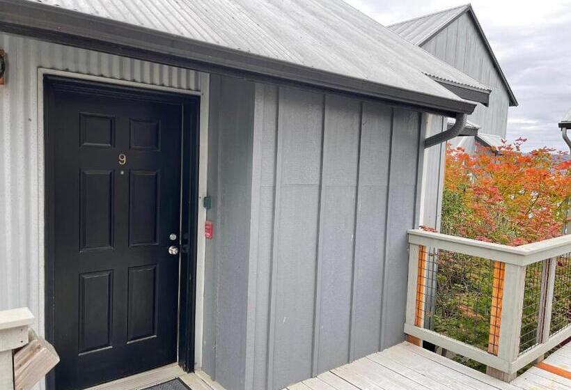 Курорт Boatyarrd Inn # 9