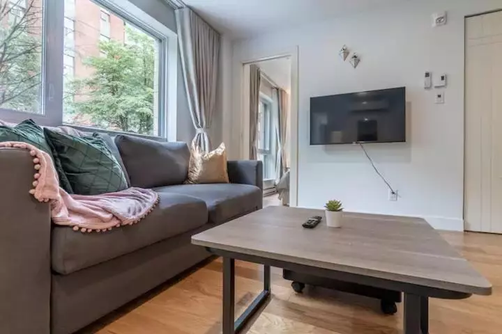 Rozenhaus Montreal