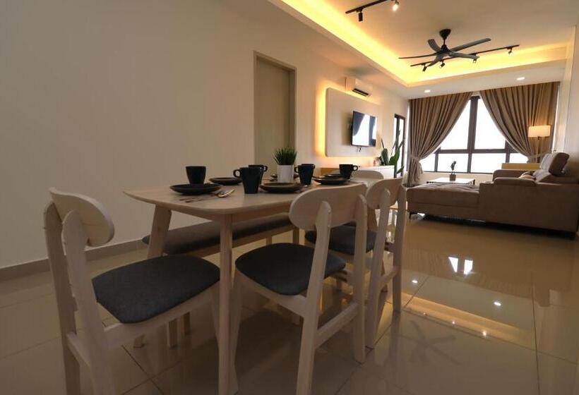 Mykey Bali B 31 09 Melaka City