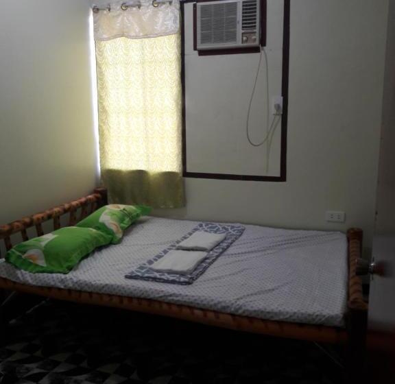 호스텔 Villa Travellers House