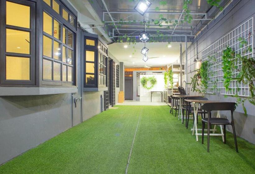 Bed and Breakfast G Beach Front Villa