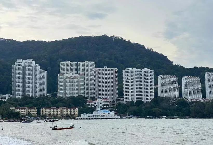 ベッドアンドブレックファースト G Beach Front Villa