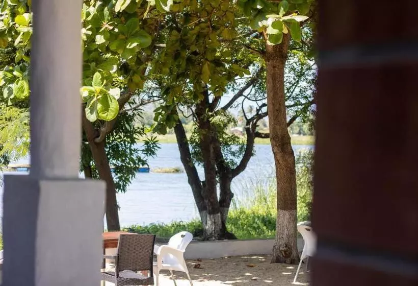 Captains Villa   Where Lake Malawi And Shire River Meet, Historical Hotel At Waterfront Next To The