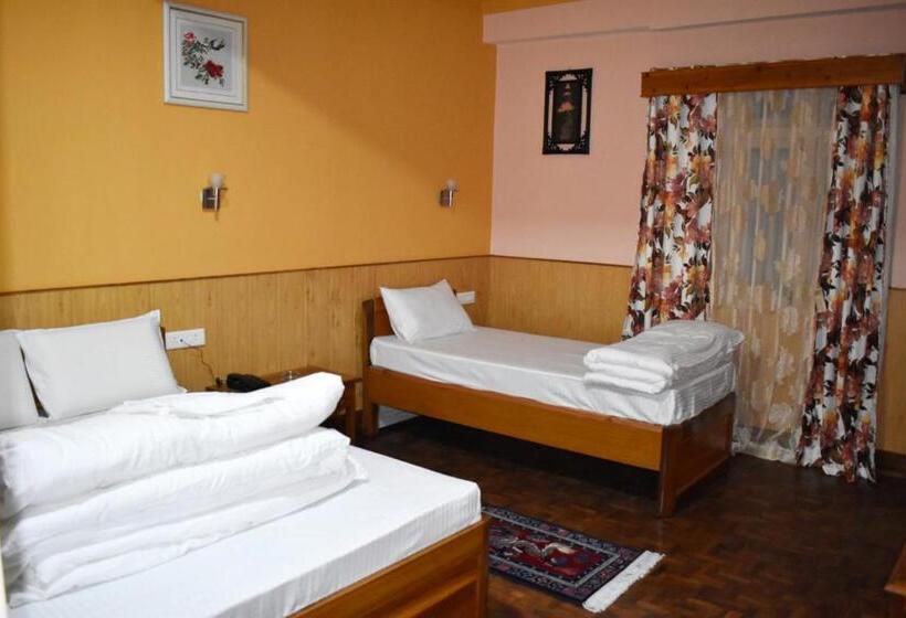 בית מלון כפרי Alpine Guest House