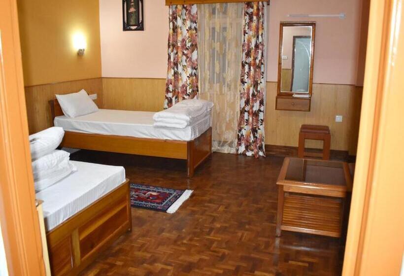 בית מלון כפרי Alpine Guest House