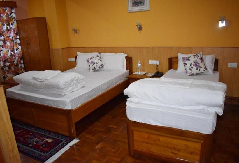 בית מלון כפרי Alpine Guest House