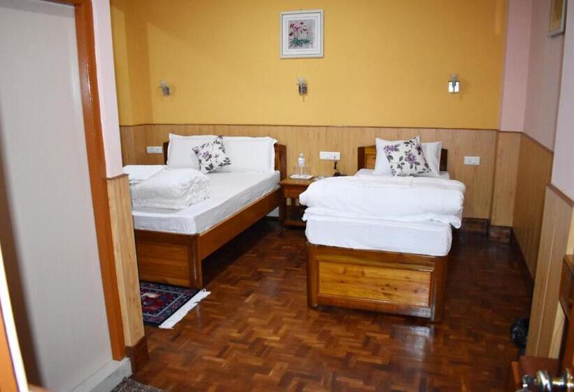 בית מלון כפרי Alpine Guest House