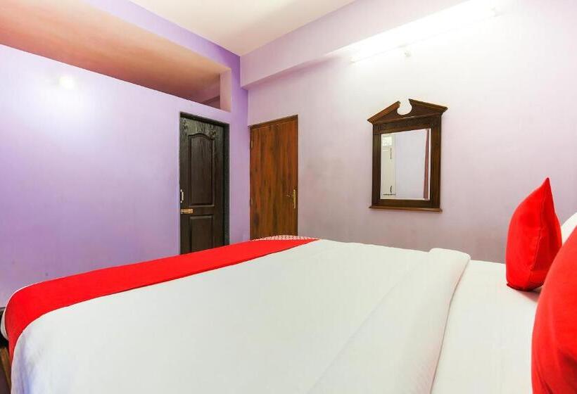 فندق Oyo Babiz Inn