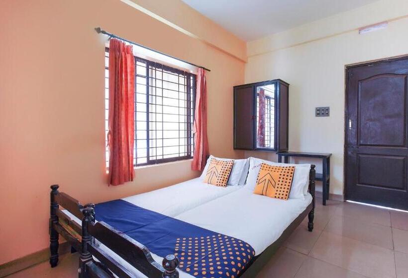 בית מלון כפרי Spot On City Lodge