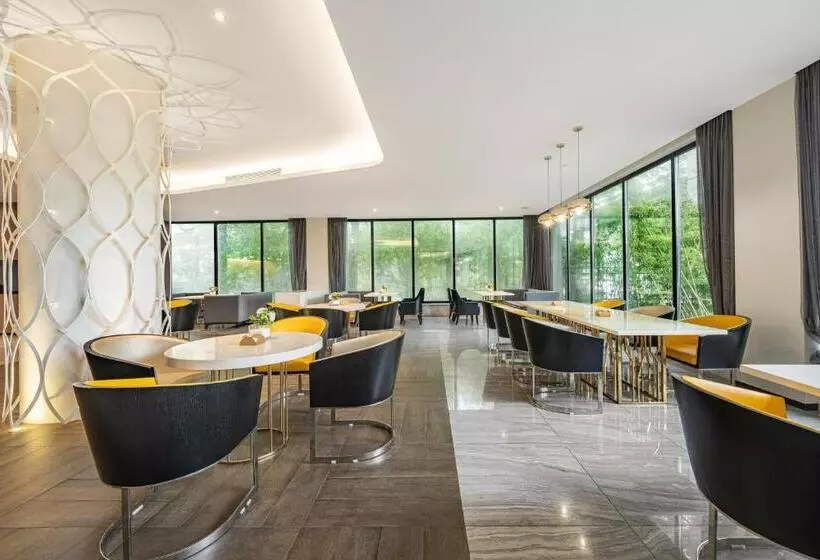Orange Hotel Shanghai Hongqiao Airport Caoan Road Branch   Free Hongqiao Airport & Hongqiao Train St