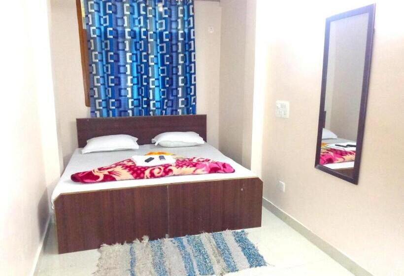 פנסיון Deurali Dx ,walk In Nizamuddin Railway Station