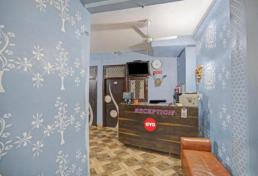 פנסיון Deurali Dx ,walk In Nizamuddin Railway Station