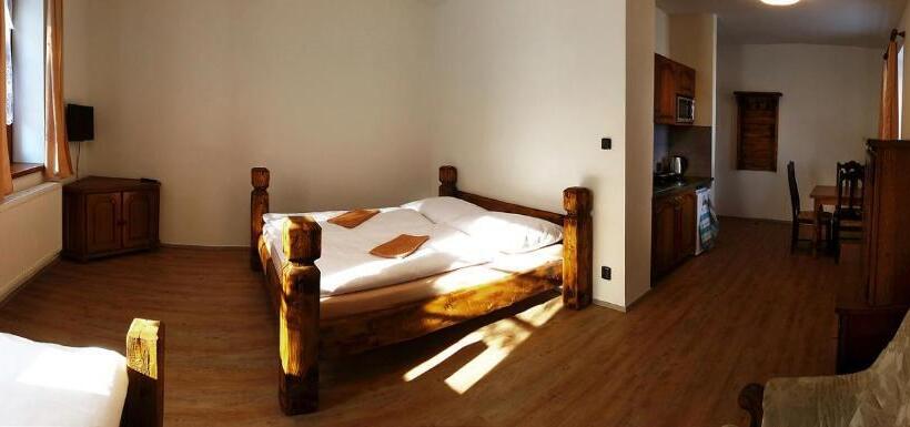 بنسيون Apartmány šachty