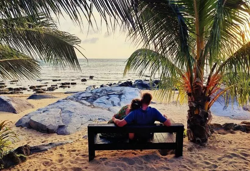 Majatalo Beach House