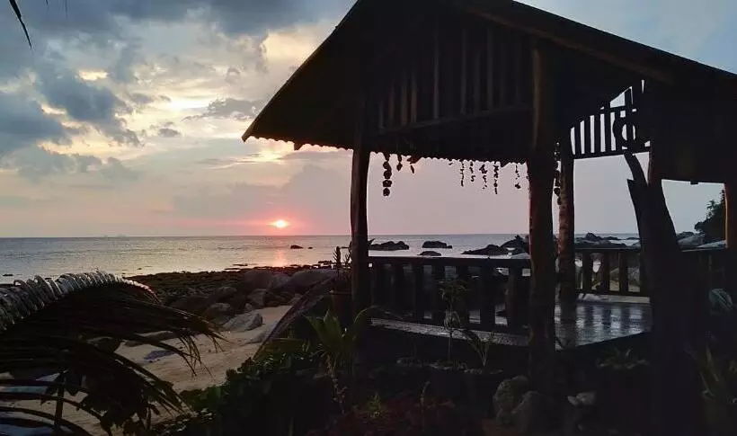 Majatalo Beach House