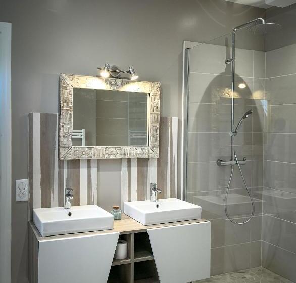 پانسیون Le Moulin De L Ortille