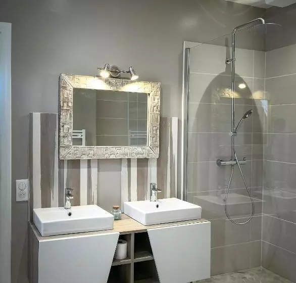 Majatalo Le Moulin De L Ortille