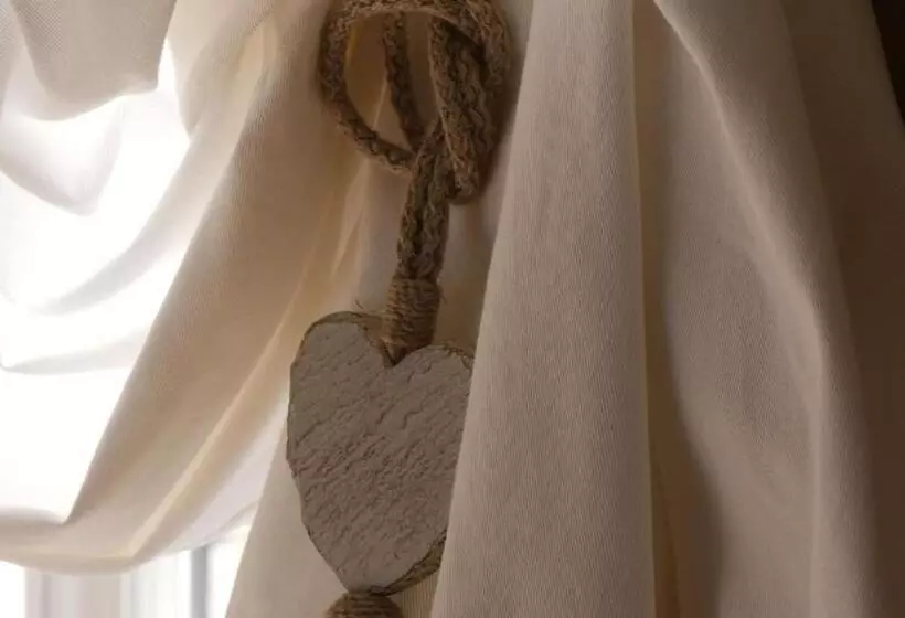 Majatalo Le Moulin De L Ortille