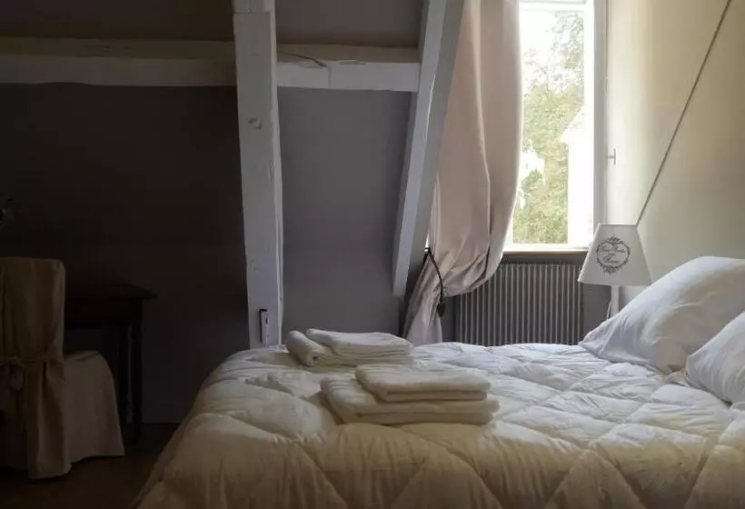 Majatalo Le Moulin De L Ortille