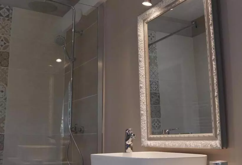 Majatalo Le Moulin De L Ortille