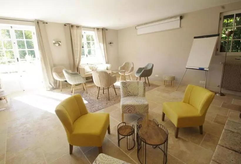 Majatalo Le Moulin De L Ortille